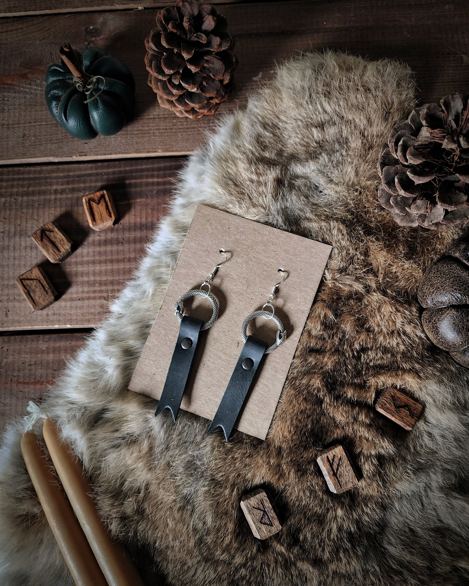 [Medusa Version] Goddess Dangle Earrings