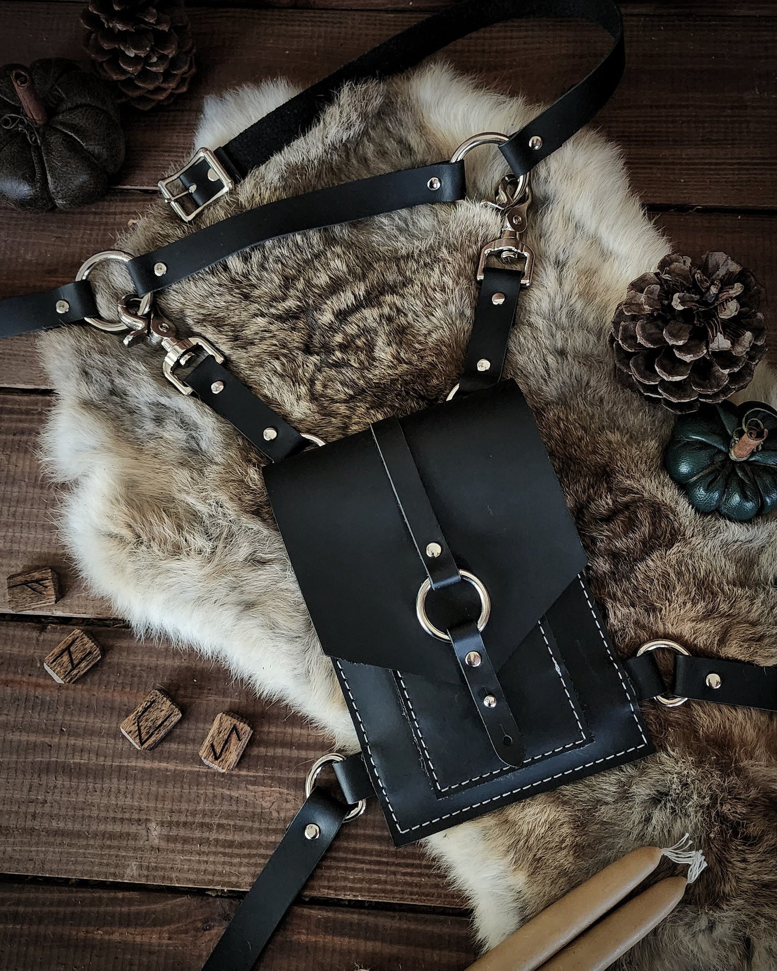 Goddess Pocket - Faire Stock