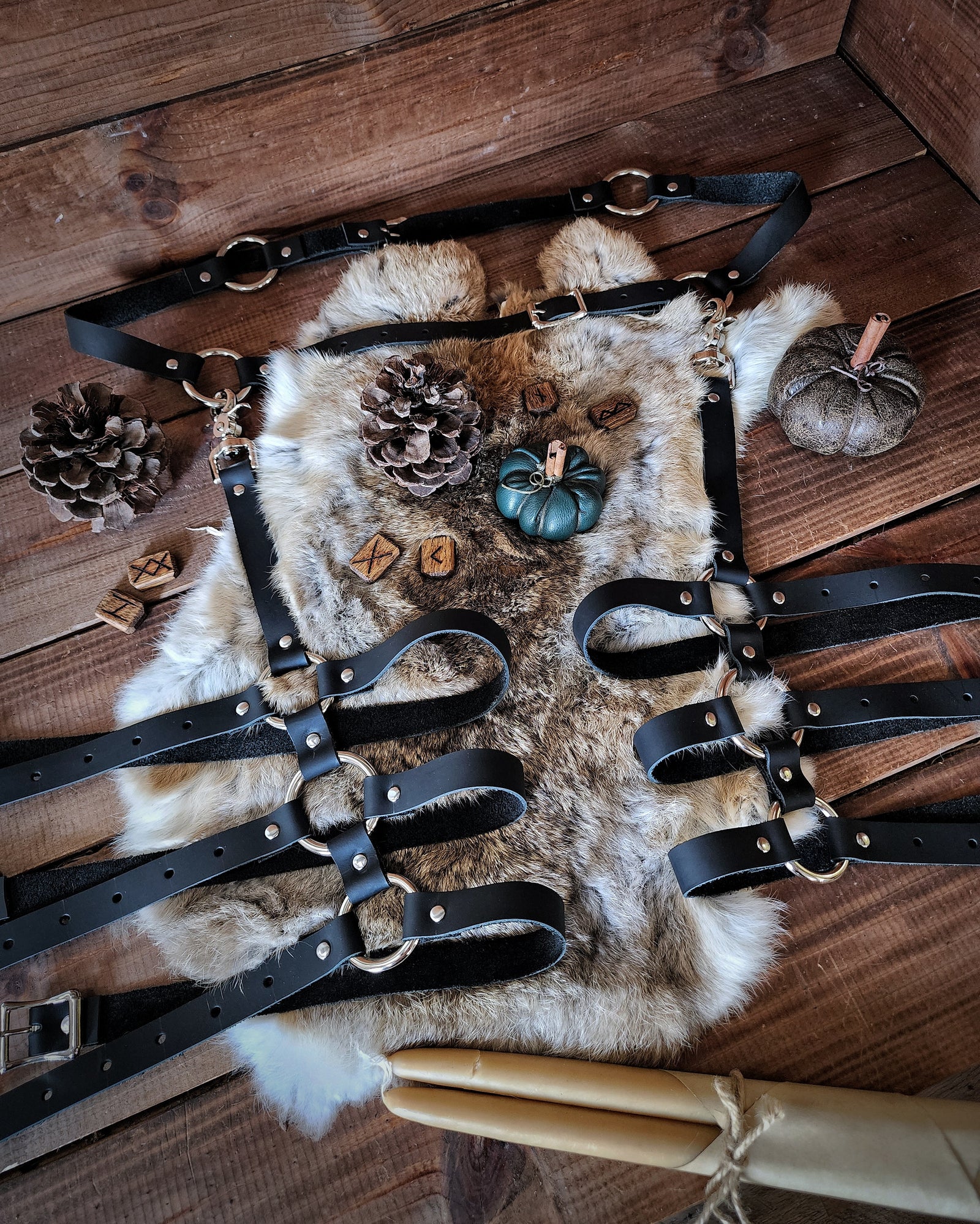 Maiden Mother Crone Double Thigh Harness