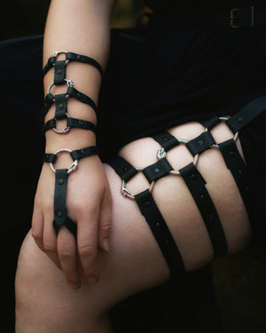 [Medusa Version] Maiden Mother Crone Double Thigh Harness