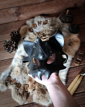 The Witch's Black Cat Mask - Faire Stock